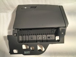 Audi a4 b9 рестайлінг бардачок пасажира 8w1880302c 8w0880842e фото №1