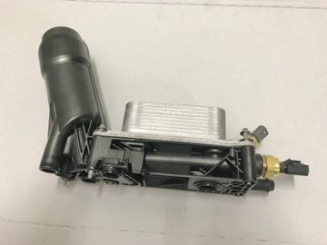 Радіаторів масла з корпус chrysler 300c 2011-2013 фото №1
