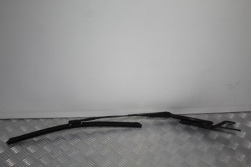 Важіль двірник права c-klasa w205 a2058203900 фото №1