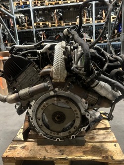 Двигатель q7 touareg 3.0 tdi cjma комплектный фото №1