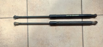 Volvo v50 амортизатор телескоп кришки багажника фото №1