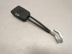 Застібка ременя права зад vw new beetle 98-10 1c0858676 фото №1