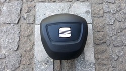 Подушка подушка безпеки водія seat exeo bdb оригінал фото №1