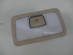 Audi q7 4l лампа потолок освещение кабины свет фото №1