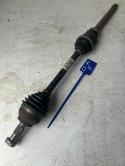 Полуось правая citroen c3 iii 1.2 thp автомат 9829387980 фото №1