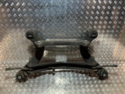 Балка подвешивание зад подрамник mercedes c класс w205 1.6 cdi фото №1