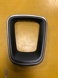 Рамка вибірник коробки передач автомат renault kadjar фото №1