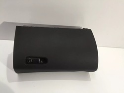 Mercedes c класс w205 бардачок консоли англичанин фото №1