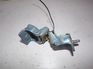 Петли крышки багажника citroen c3 фото №1