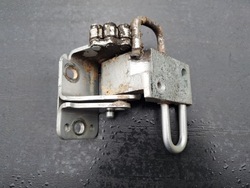 Vw touran i 03-06 петля двері праві перед dół 1t0831412c фото №1