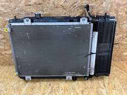 Комплект радіатор радіатор вентилятор honda jazz v 1.5 гібрид 2020- фото №1