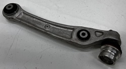 Audi q7 q8 важіль праві перед 4m0407156e 4m0407152l фото №1