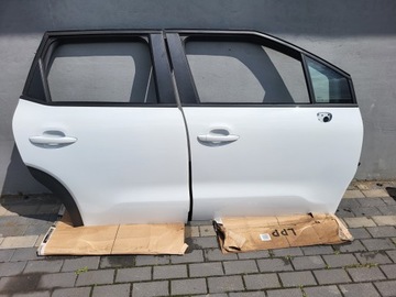 Двері праві задні citroen c3 aircross рестайлінг org лак колір ewp стан bdb фото №1