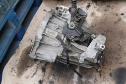 Коробка передач коробки передач renault megane scenic 1.5 dci 7701700569 tl4a027 фото №1