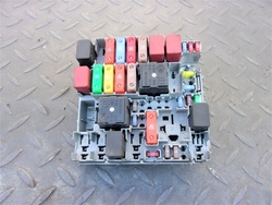 Grande punto evo коробка запобіжників 51827977 фото №1