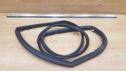 Прокладки скла двері перед праві kpl audi a6 c6 фото №1