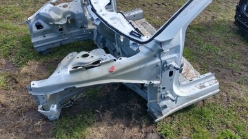 Tesla модель 3 чверть ліва права перед фото №1