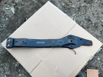 Балка кронштейн рама коробки dodge journey freemont фото №1