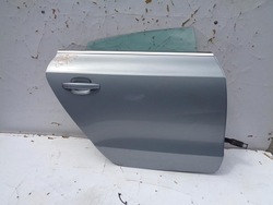 Двері праві зад audi a5 8t b8 sportback lx7v фото №1