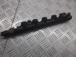 Планка вприскувальний toyota corolla verso 2.0 d4d фото №1