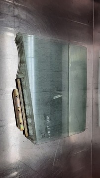 Стекло дверь левый зад toyota yaris i 02r 5 дверь фото №1