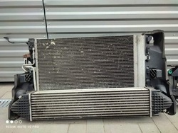 Volvo v70 iii радіатор комплект 2.4d d5 фото №1