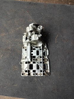 Bmw n47d20 насос масла 8518405 фото №1