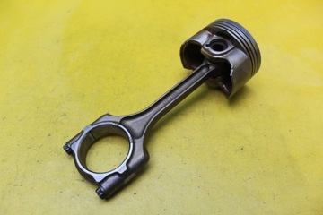 Поршень шатун шатун civic viii 1.8 vvti r18a2 фото №1