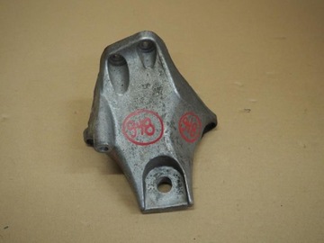 Лапи кронштейн двигуна audi a6 c6 4f0399113aj фото №1