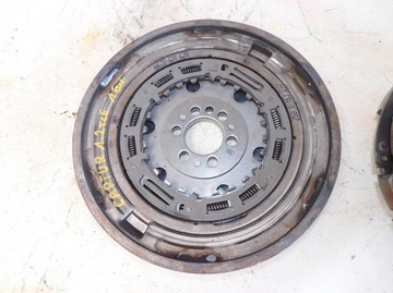 Renault captur i 1.2tce колесо двухмассовый 123105323r фото №1