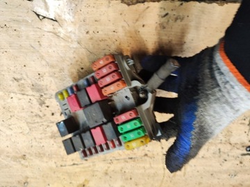 Fiat bravo ii коробка предохранителей 51775688 фото №1