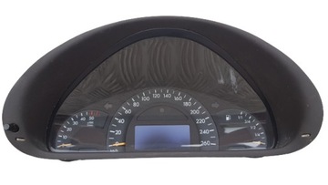 Mercedes c-klasa w203 спідометр  манометр 2.2 cdi a2035403911 фото №1