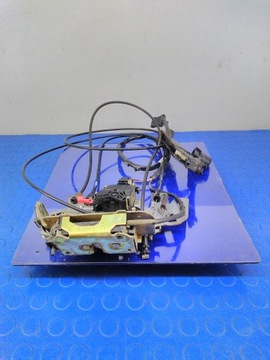 Chrysler voyager iv замок двері зад лівий фото №1