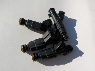 Opel omega b 3.0 v6 b інжектор 0280158045 фото №1