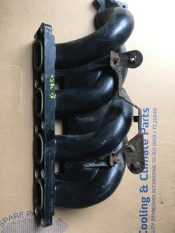 Колектор всмоктуючий vw audi skoda 1.8 06a133206c фото №1