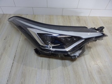 Лампа права toyota c-hr chr повний led 81110-f4280 llu фото №1