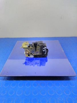 Chevrolet evanda замок дверь перед правый 5d20 фото №1