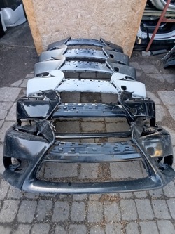 Бампер перед lexus is iii 2013-2016 фото №1