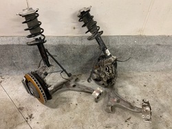 Mcperson поворотна опора комплект ліва mercedes gla ii h247 фото №1