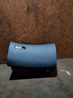 Mercedes e-klasa w213 бардачок фото №1