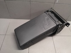 Підлокітник сидіння зад audi a8 d3 4e0886805c фото №1