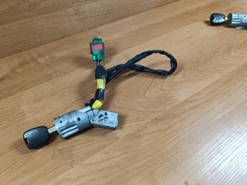 Замок запалювання + жало ключа ключа citroen c2 c3 i 02-05 n0501413 n0501412 фото №1
