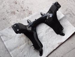 Тележка подрамник траверса mazda mx-5 na фото №1