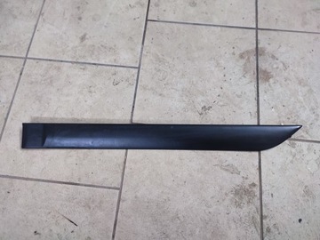 Планка декоративная чёрная дверь левый зад focus mk1 98ab-f25533-aew фото №1