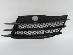 Audi r8 решётка бампера левая 420807681 фото №1