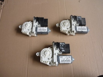 Двигунчик скла лівий зад vw touran i 1 1k0959703b фото №1