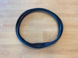 Toyota rav4 v 2019- прокладка кришки зад 67881-42070 фото №1