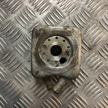 Радіатор масла volkswagen t4 2.5 tdi 0681170218 фото №1