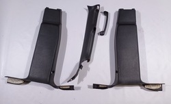 Обшивка стійка a b ford expedition 2007- фото №1