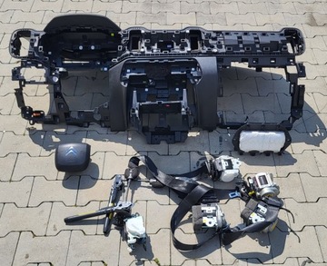 Citroen c5 aircross панель роздавальна консоль ремені подушка безпеки оригінал фото №1